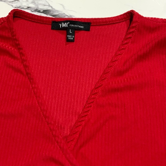 😻2FOR50😻NURSING FRIENDLY red wrap around crop top - Picture 4 of 8